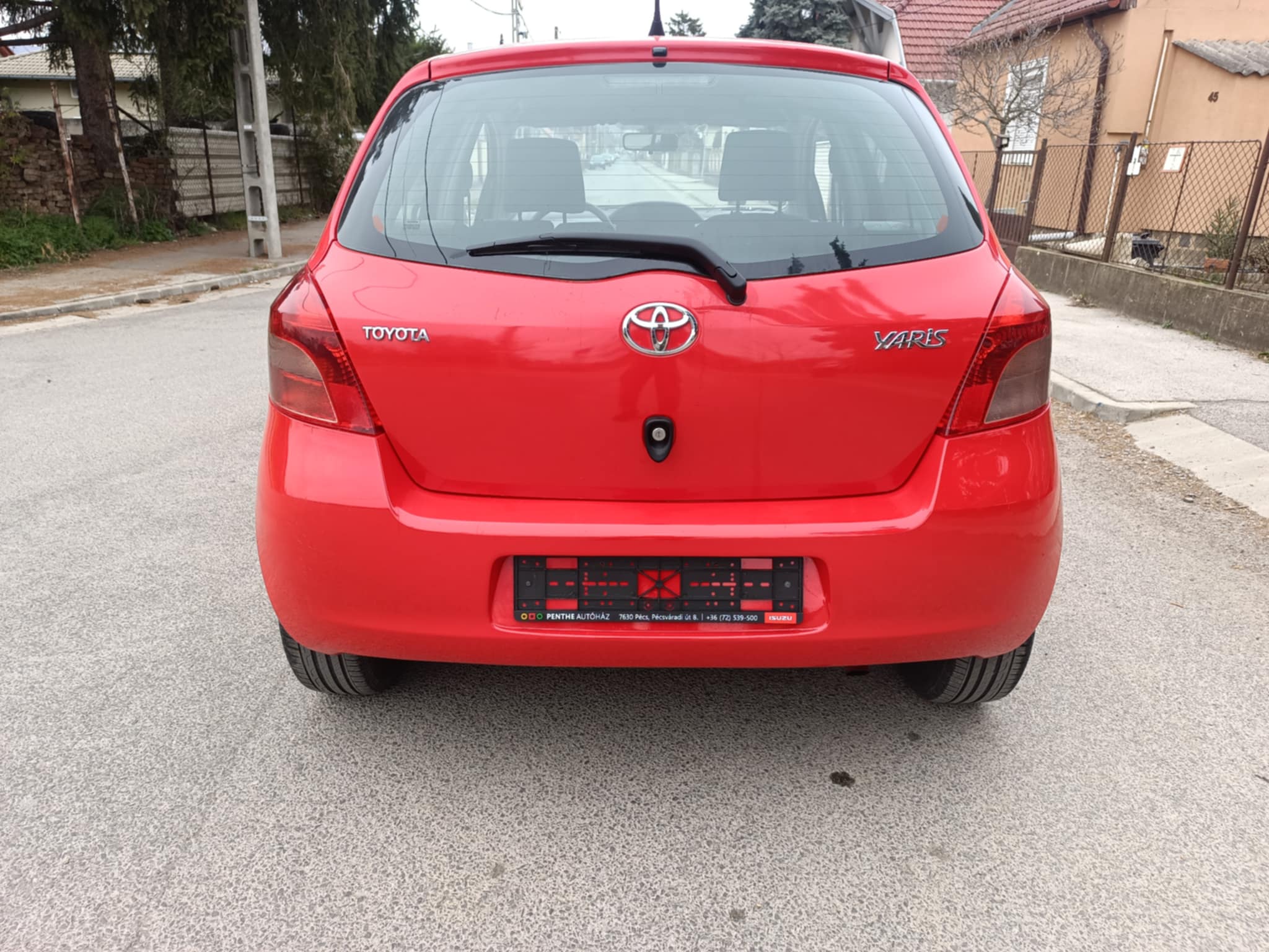 
								Toyota Yaris full									