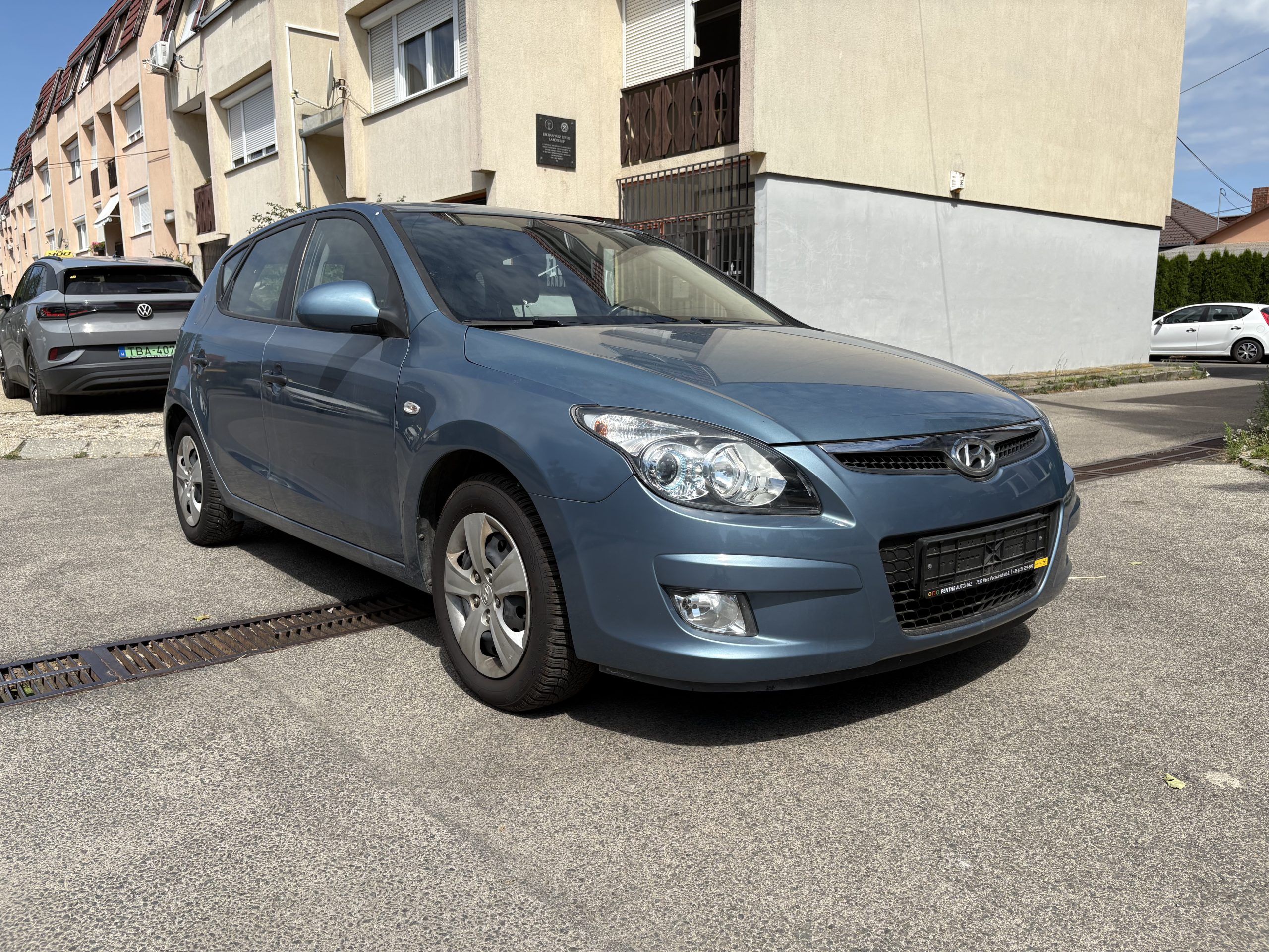 
								Hyundai i30 full									